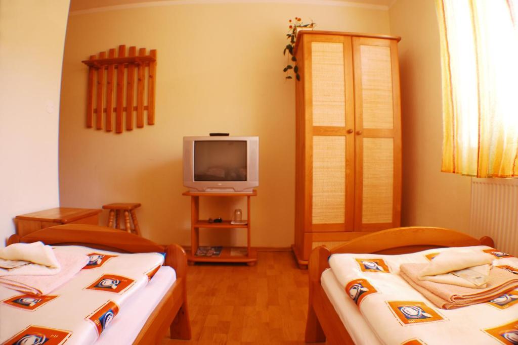 Penzion Majak Banska Bystrica Room photo