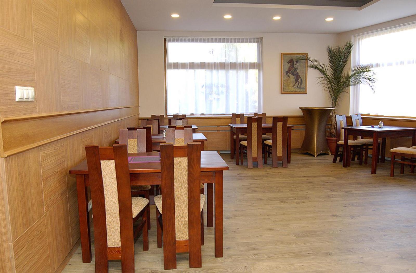 Penzion Majak Banska Bystrica Exterior photo